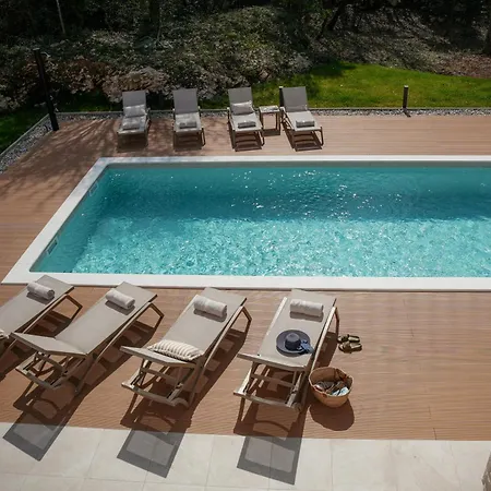 Lapidea Villa *